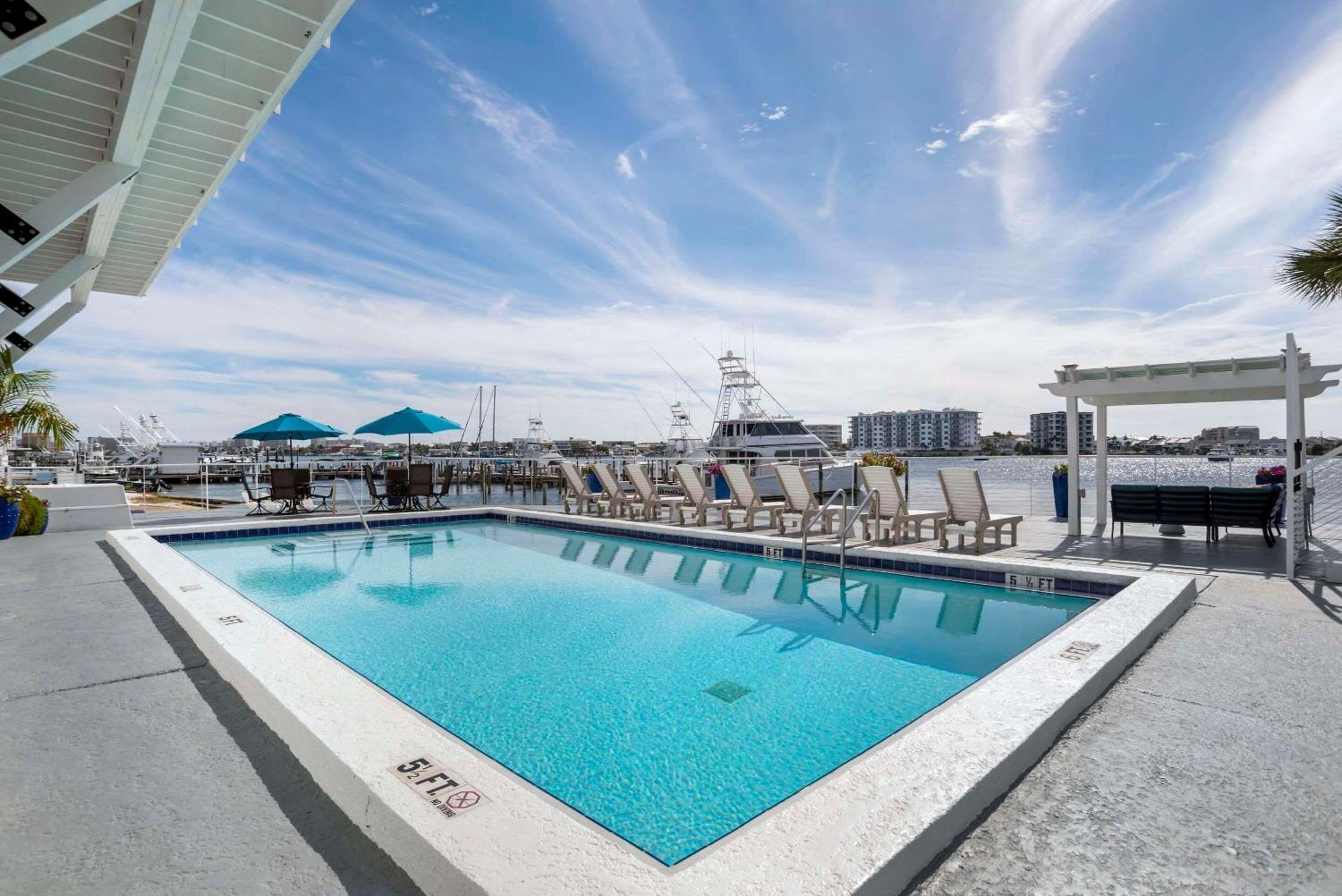 Inn On Destin Harbor, Ascend Hotel Collection Экстерьер фото