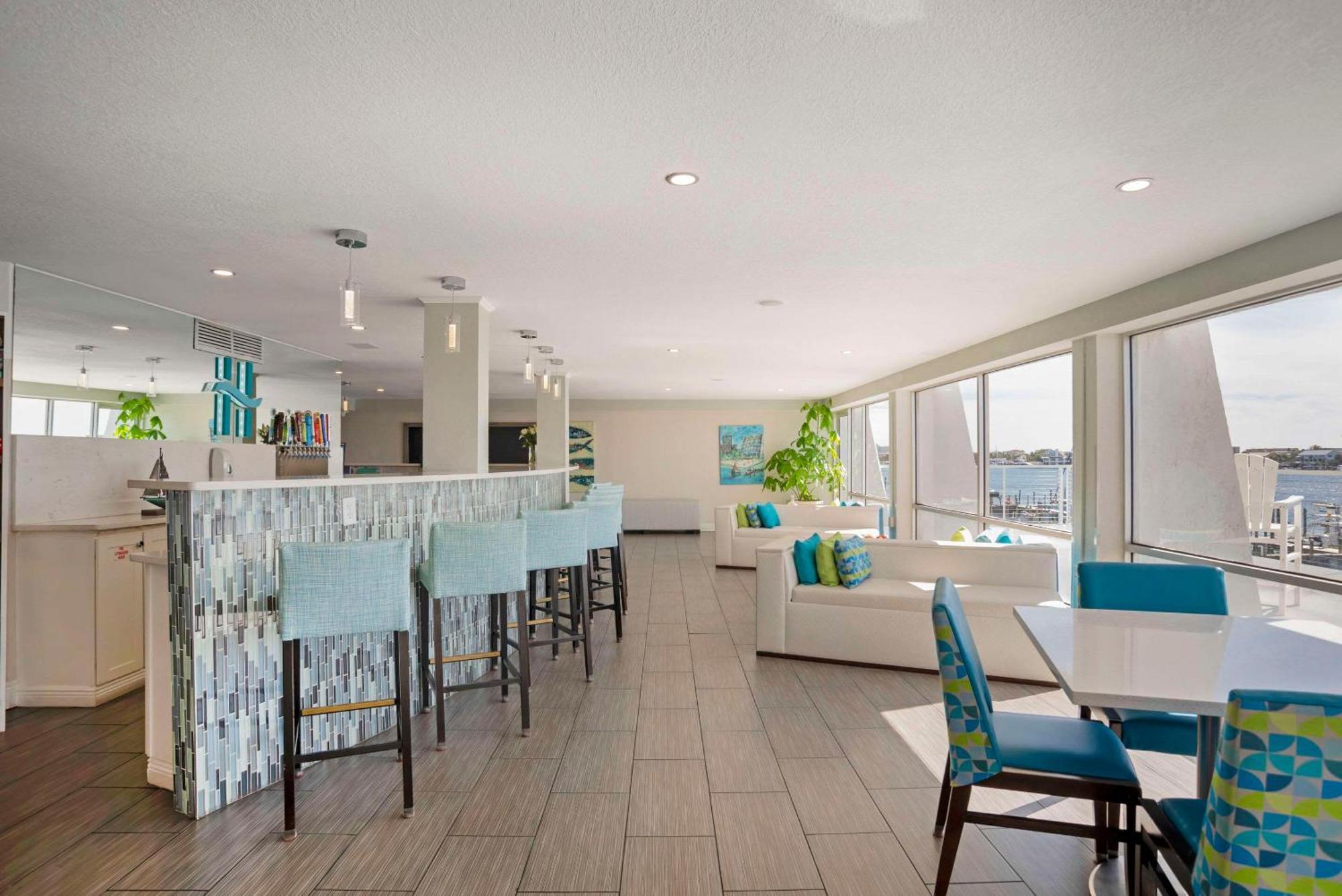 Inn On Destin Harbor, Ascend Hotel Collection Экстерьер фото